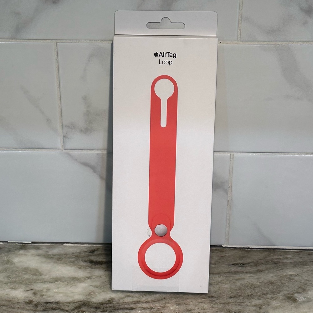 GENUINE OEM Apple - AIRTAG LOOP Pink Citrus NEW Sealed Box MLYY3ZM/A